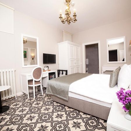 Triada Hotel Bueyuekada アダラー エクステリア 写真