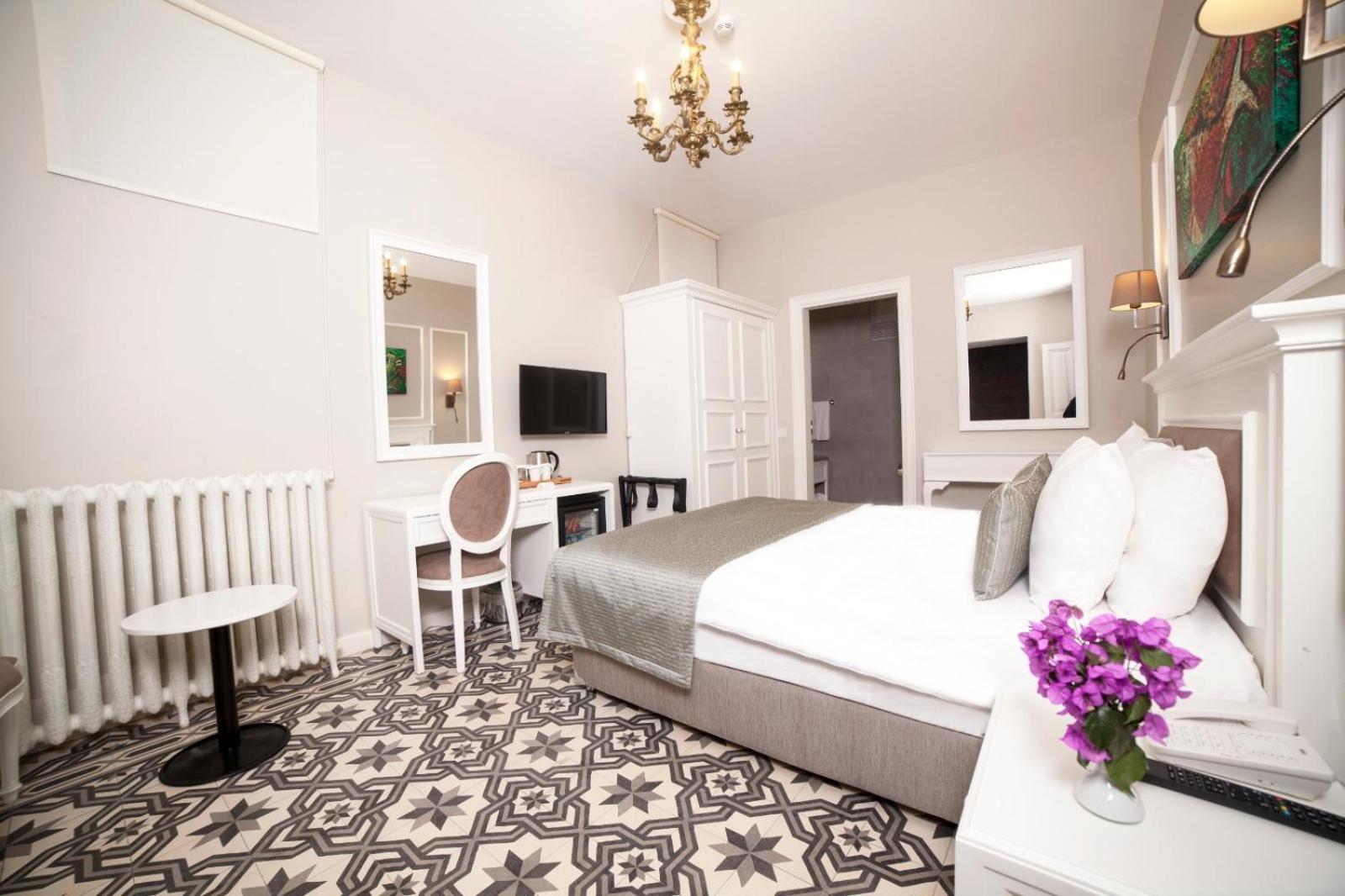Triada Hotel Bueyuekada アダラー 部屋 写真